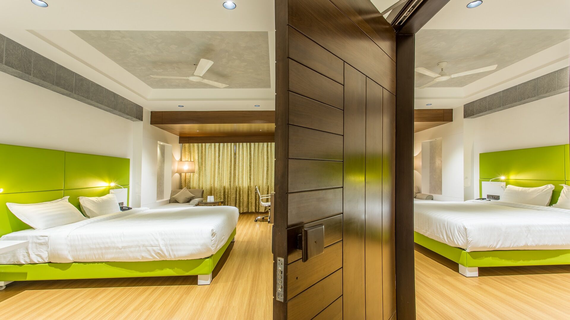 executive-interconnected-room-hotel-abika-elite